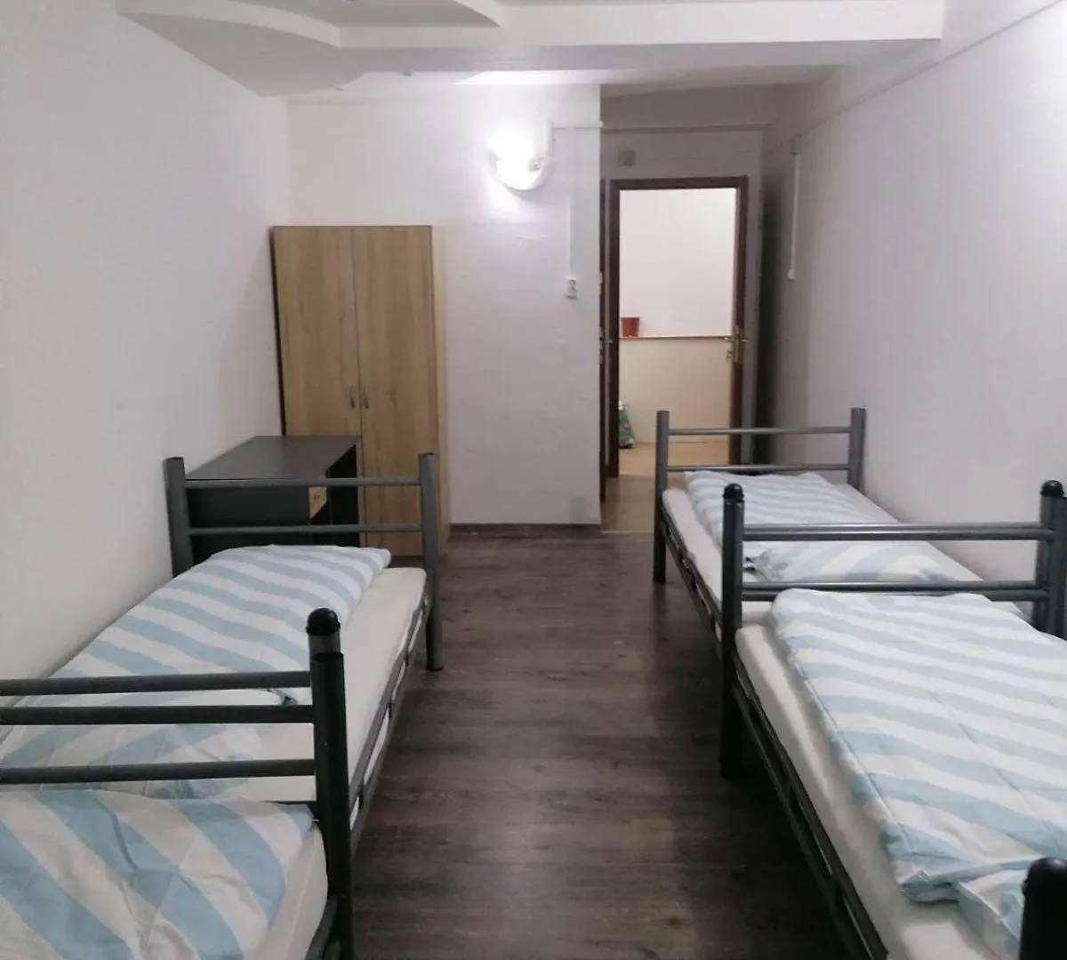 Munkasszallo Budapest Motel